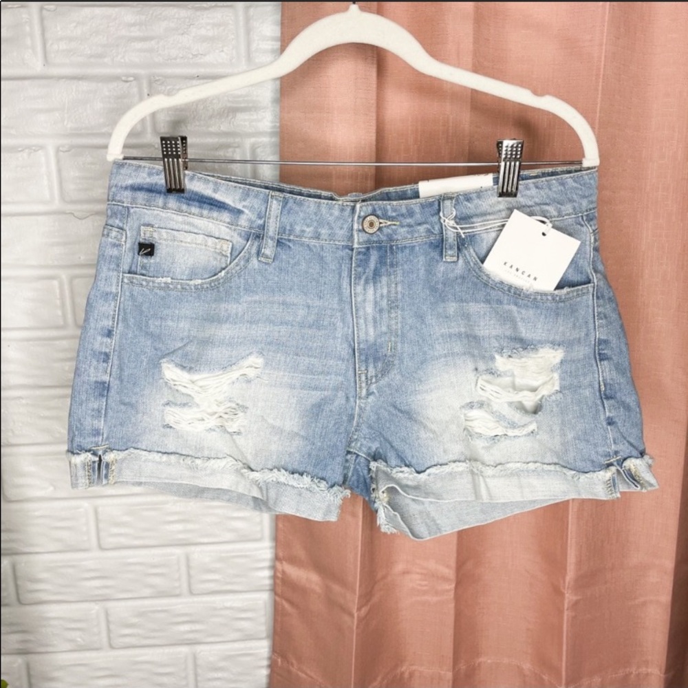 KanCan NEW Mid Rise Light Wash Distressed Shorts